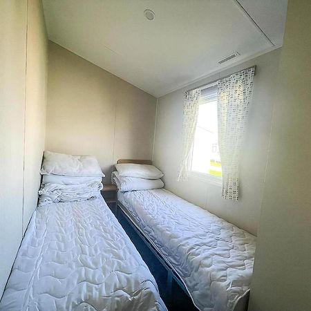 Lovely 8 Berth Caravan For Hire At Barmston Beach Holiday Park Ref 62002O Hotel Lund Екстериор снимка