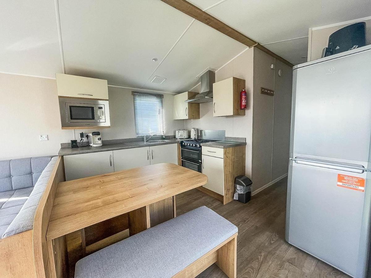 Lovely 8 Berth Caravan For Hire At Barmston Beach Holiday Park Ref 62002O Hotel Lund Екстериор снимка