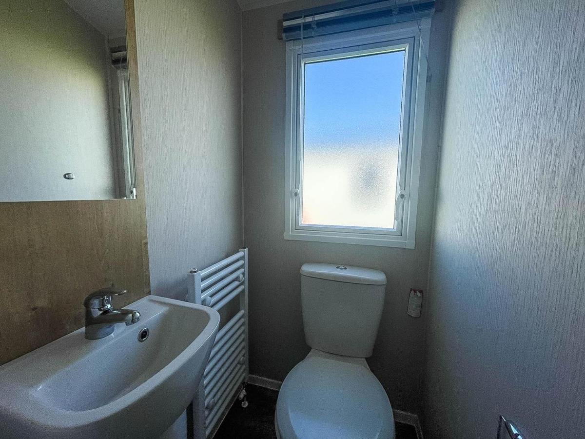 Lovely 8 Berth Caravan For Hire At Barmston Beach Holiday Park Ref 62002O Hotel Lund Екстериор снимка
