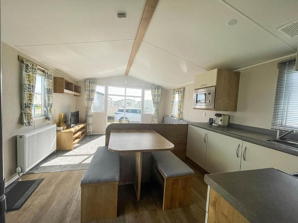 Lovely 8 Berth Caravan For Hire At Barmston Beach Holiday Park Ref 62002O Hotel Lund Екстериор снимка